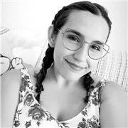 Alumna de la licenciatura de educación primaria con más de 5 años de experiencia como professora partícular ofrece classes de inglés dinàmicas que fomentena autonomía de sus alumnos pera que estos aprendan a aprender y a larga no requieran un profesor.
Ta
